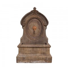 VINTAGE LOOK FOUNTAIN MEDALION STONE AND RESIN 